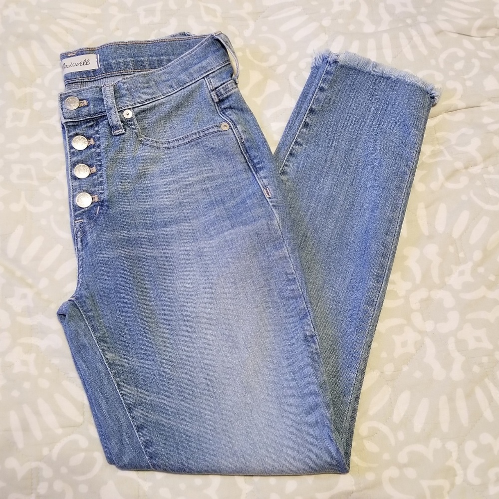 Madewell 9" High-Rise Skinny Crop Button Front